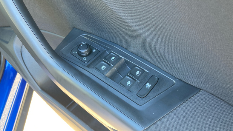 Volkswagen T-Roc 1.0 TSI 115 Match 5dr Petrol Hatchback